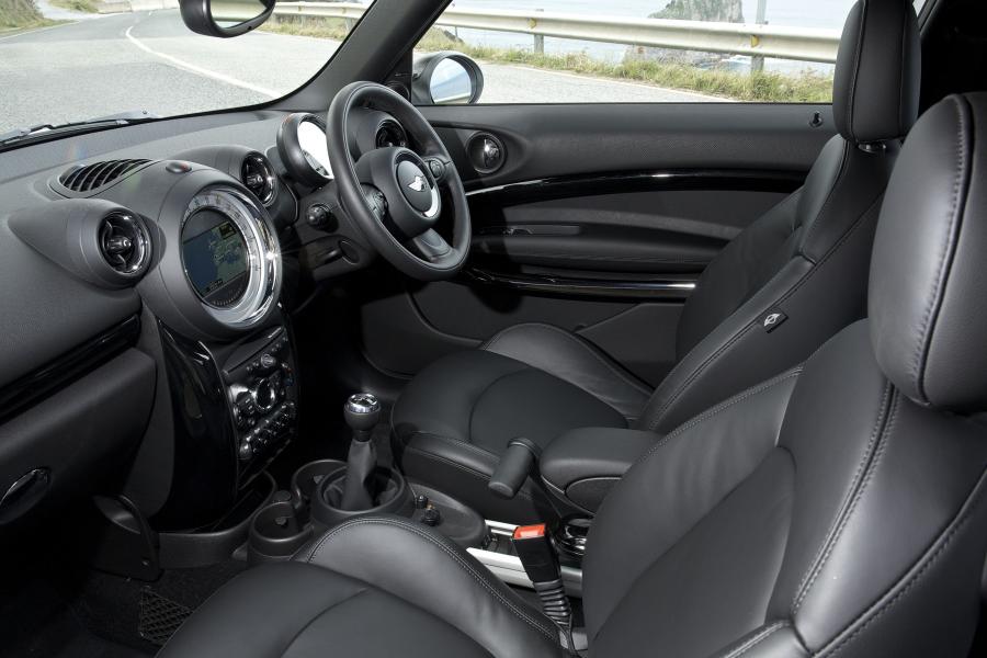  Mini Paceman Cooper S 2013 года  (UK) (фото 22 из 177)